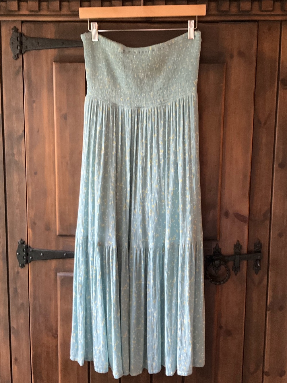 OAK + FORT Strapless Smocked Midi Dress Blue Floral Size M
